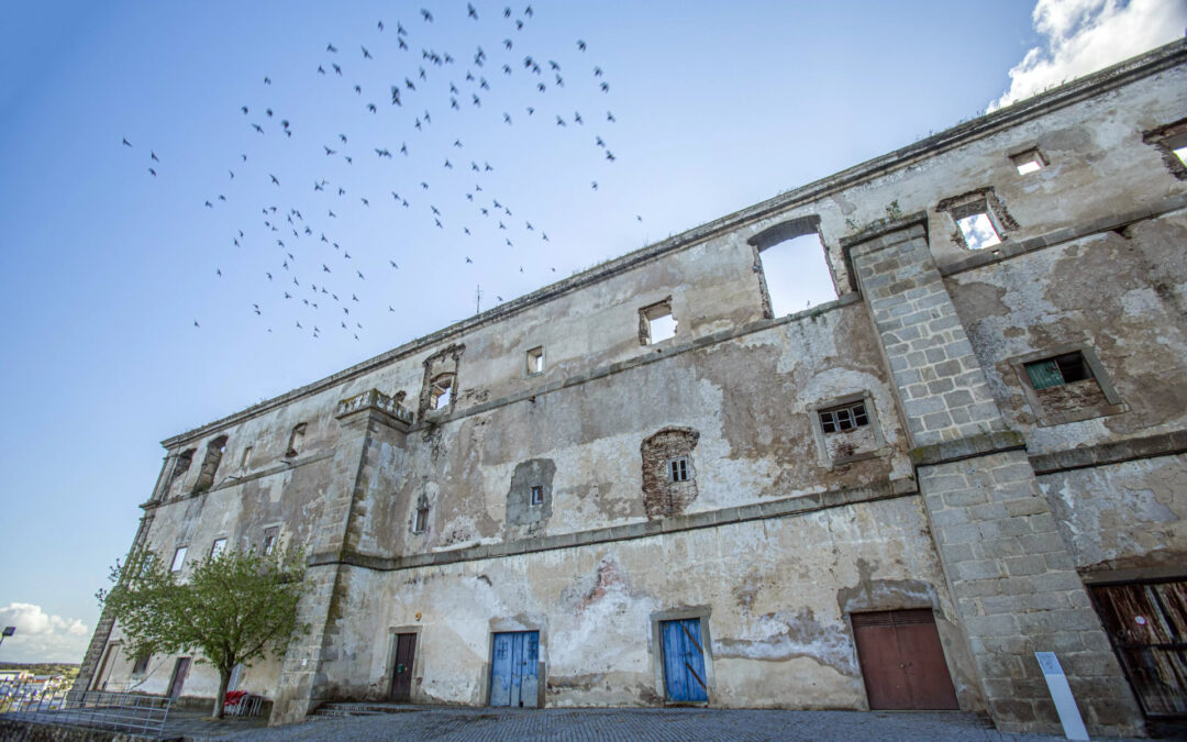 Claustro Novo do Convento de São Bento de Avis